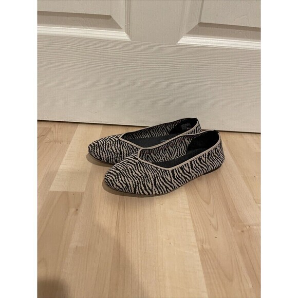 Skechers Shoes - SKECHERS Air Cooled Memory Foam Zebra Striped Knit Ballet Flats